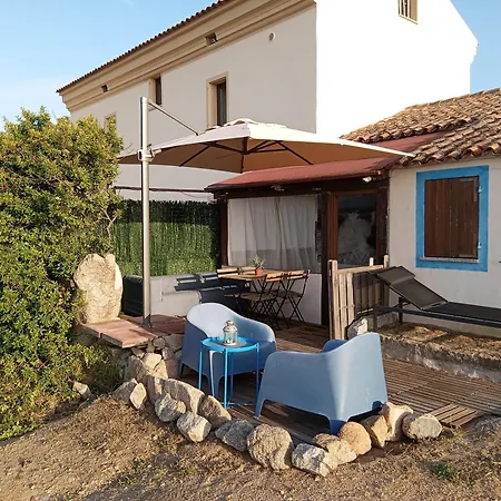Mannucciu Apartman *