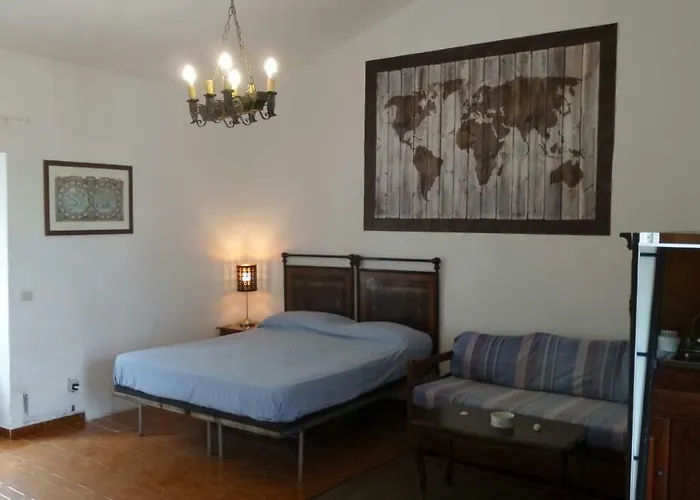 Mannucciu Apartman Rena Majore
